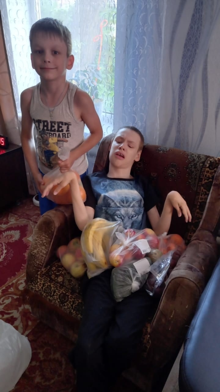 Никита с ДЦП 22 года и Сергей 12 лет